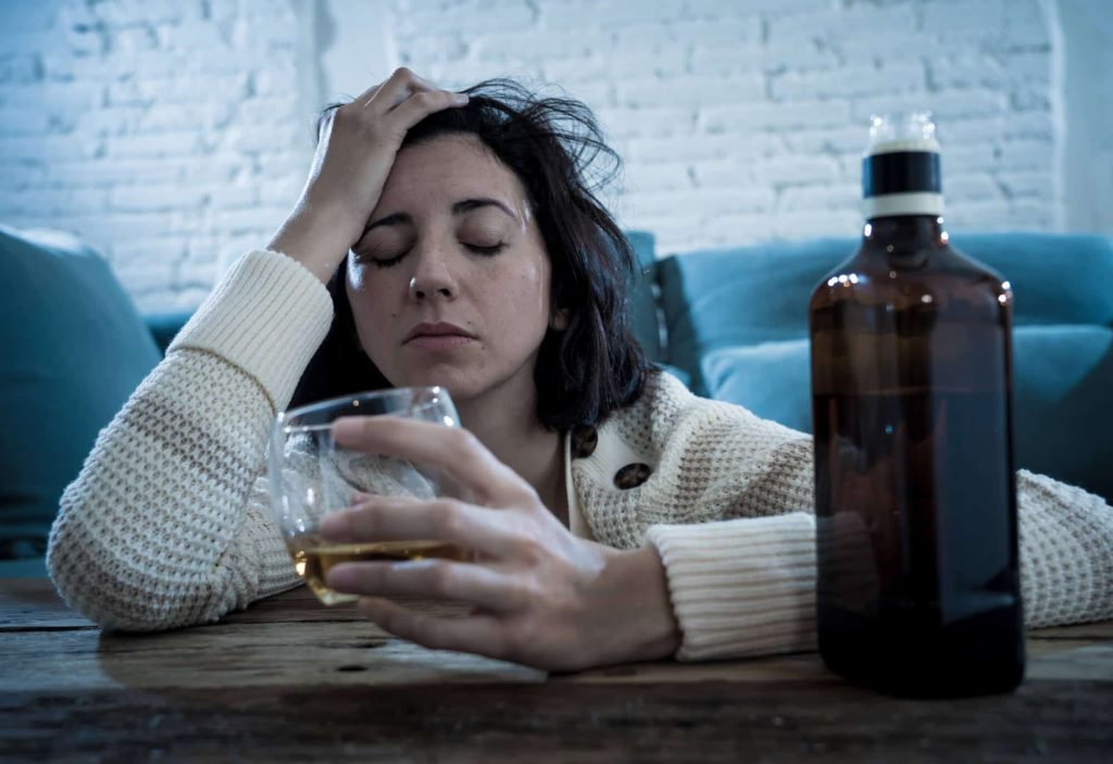 Опасность алкогольного бреда: что нужно знать